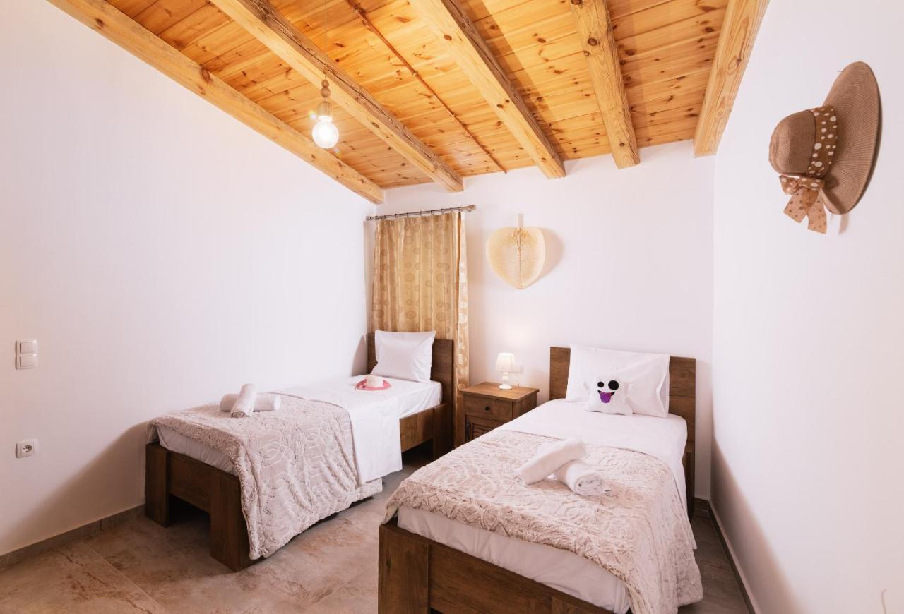 Villa Pagona Pitsidia Buitenkant foto